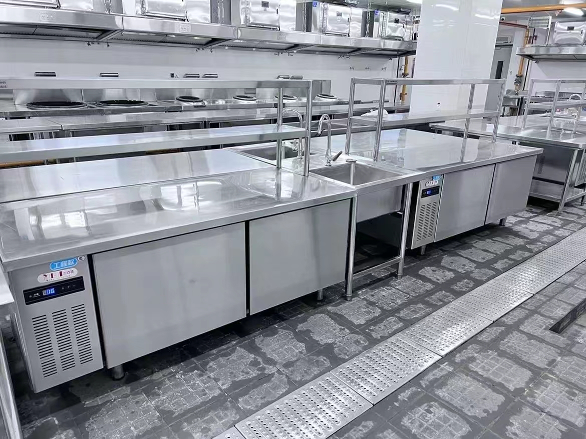 商用厨房设备201不锈钢和304不锈钢有什么区别哪种更好 商用厨房设备201不锈钢和304不锈钢有什么区别哪种更好