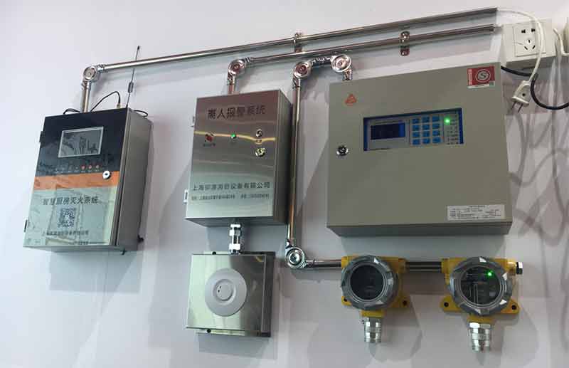 厨房灭火系统里面装的是什么?对人体有害吗? 厨房灭火系统里面装的是什么?对人体有害吗?